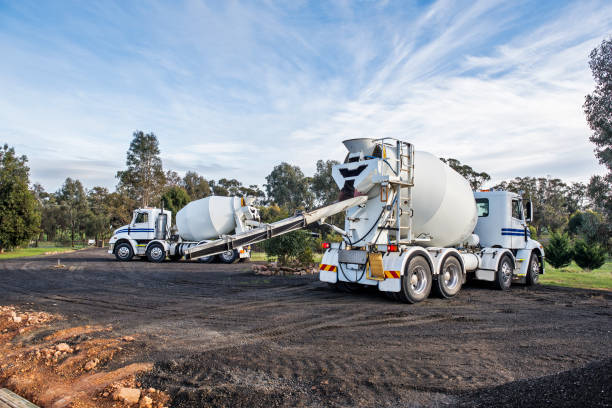 Best Concrete Sidewalk Installation  in Johnstown, CO